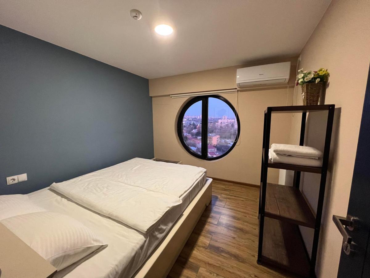 Hotel Sky Room ティビリシ エクステリア 写真